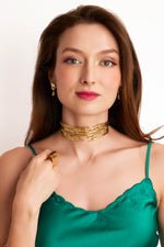 The Classic Twiggy Choker