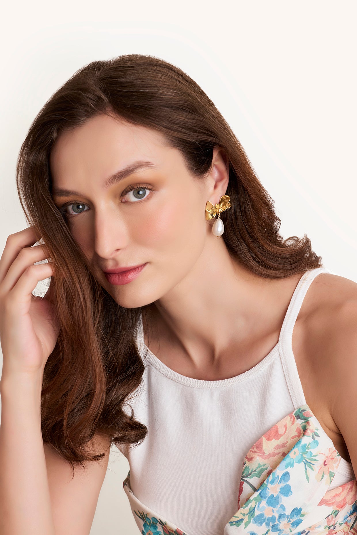The Bow Pearl Earrings