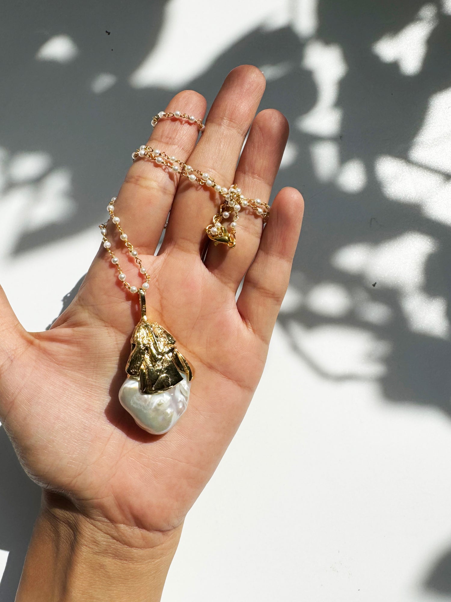 Baroque Pearl Pendant // 24